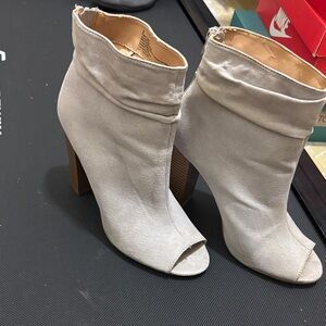 Elegant Grey Peep-Toe Ankle Boots